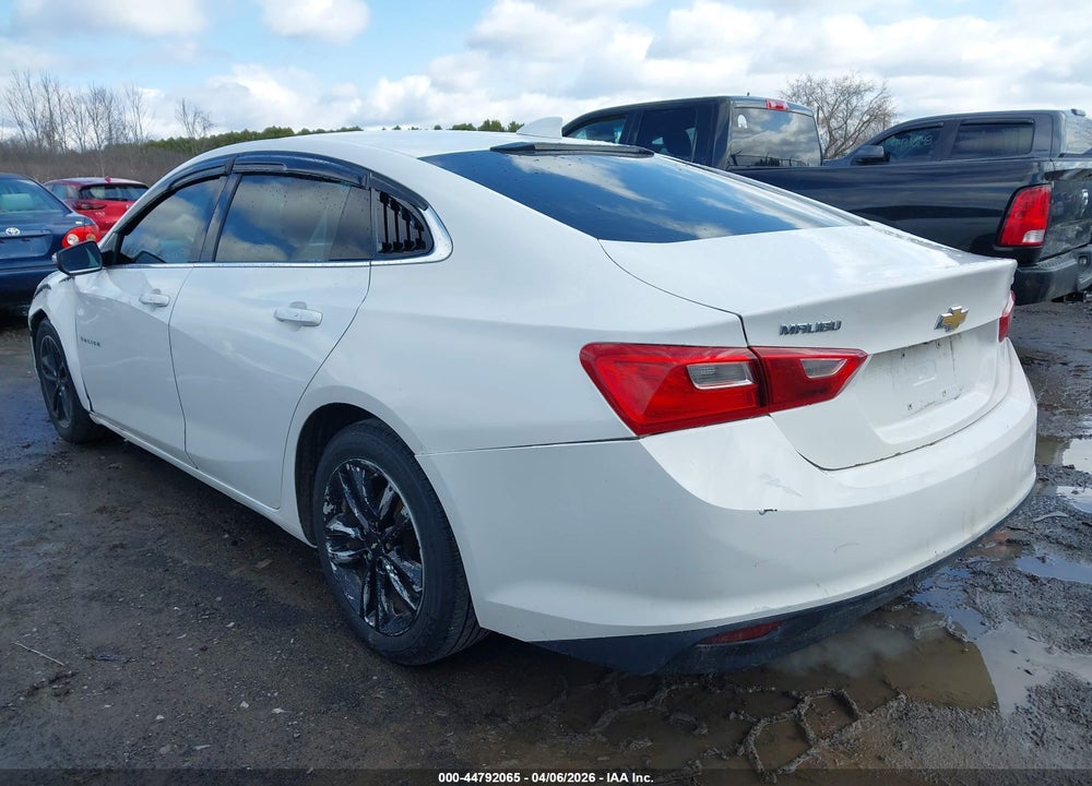 2018 CHEVROLET MALIBU LT VIN: 1G1ZD5ST8JF188211