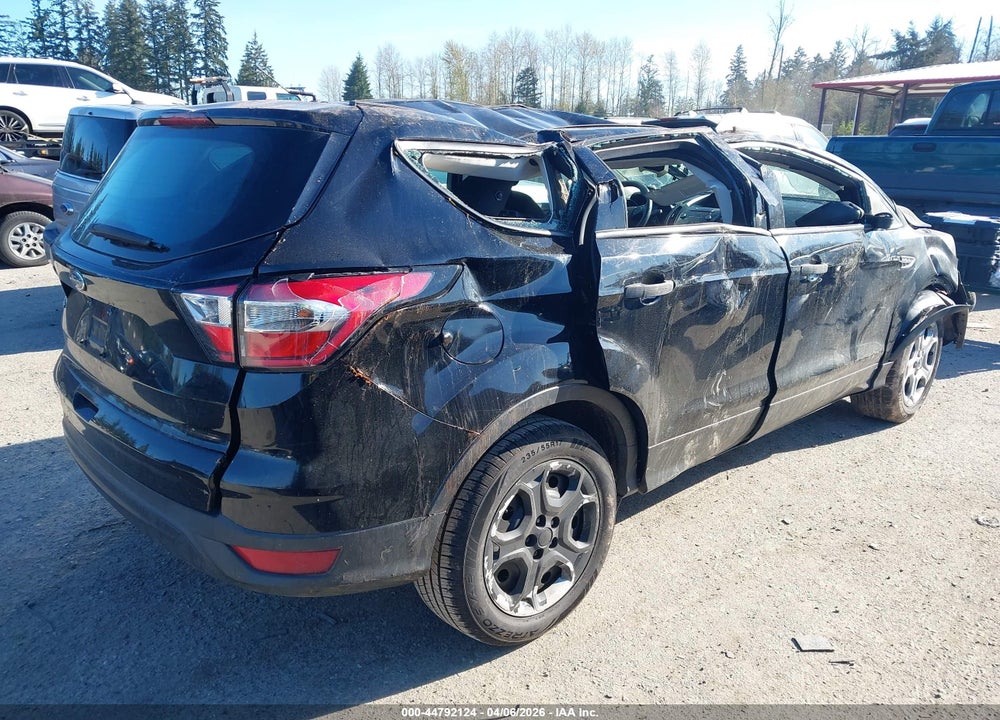 2018 FORD ESCAPE S VIN: 1FMCU0F72JUA31570