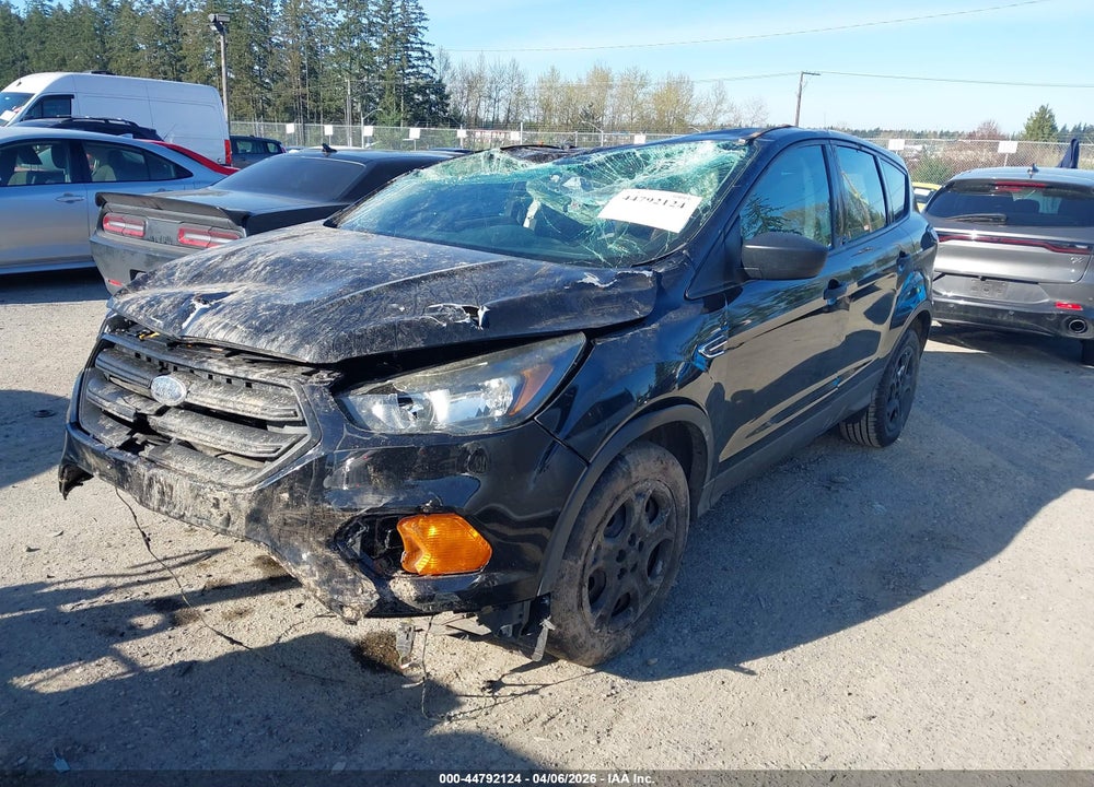 2018 FORD ESCAPE S VIN: 1FMCU0F72JUA31570