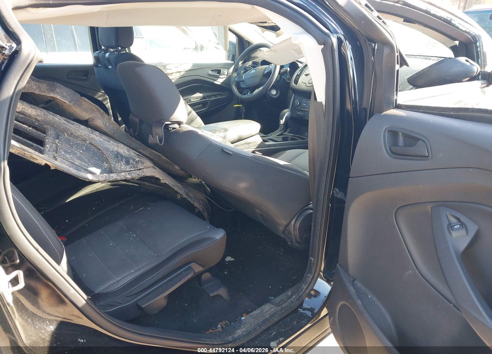 2018 FORD ESCAPE S VIN: 1FMCU0F72JUA31570