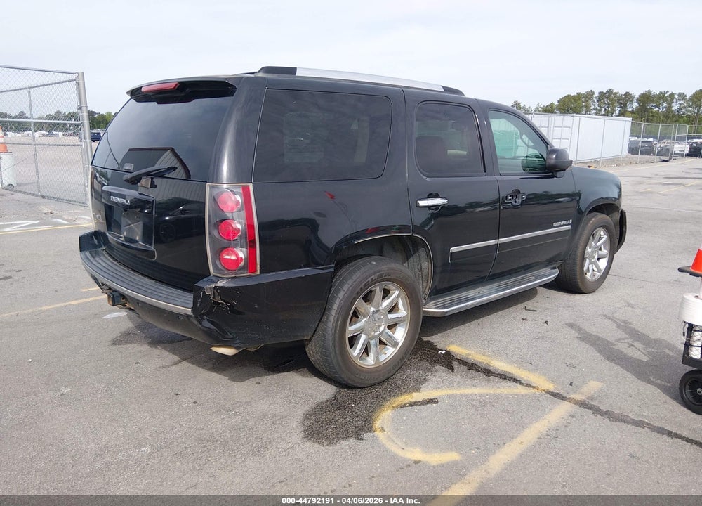 2009 GMC YUKON DENALI VIN: 1GKFC03239R240249