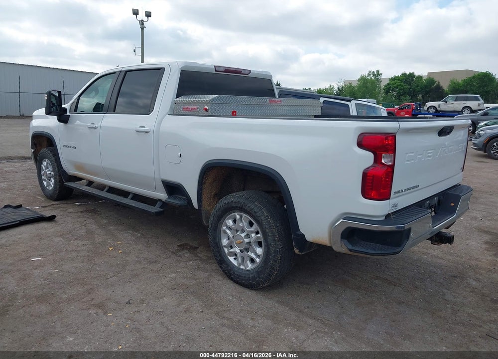 2021 CHEVROLET SILVERADO 2500HD 4WD  STANDARD BED LT VIN: 1GC1YNE76MF226613