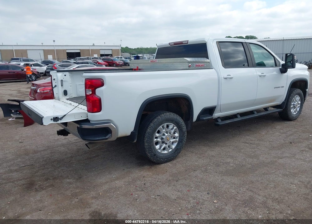 2021 CHEVROLET SILVERADO 2500HD 4WD  STANDARD BED LT VIN: 1GC1YNE76MF226613