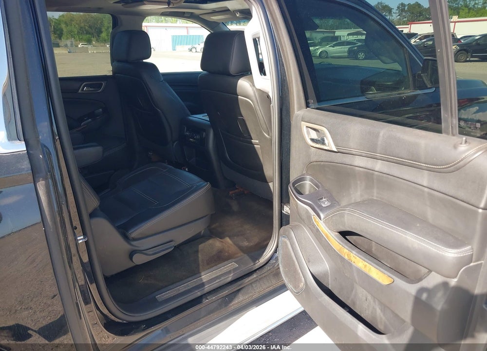 2015 GMC YUKON XL 1500 DENALI VIN: 1GKS2JKJ3FR241087