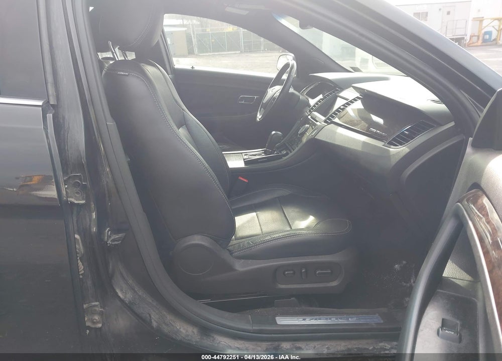 2014 FORD TAURUS LIMITED VIN: 1FAHP2J88EG155818