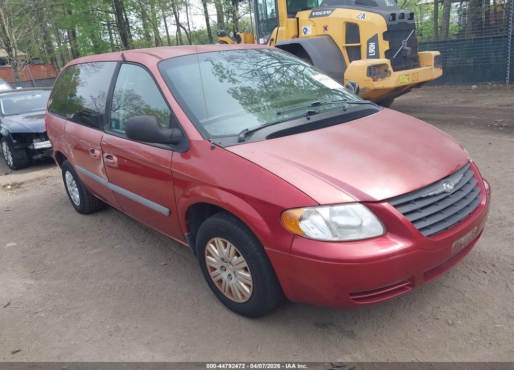 2006 CHRYSLER TOWN & COUNTRY VIN: 1A4GP45R66B748784