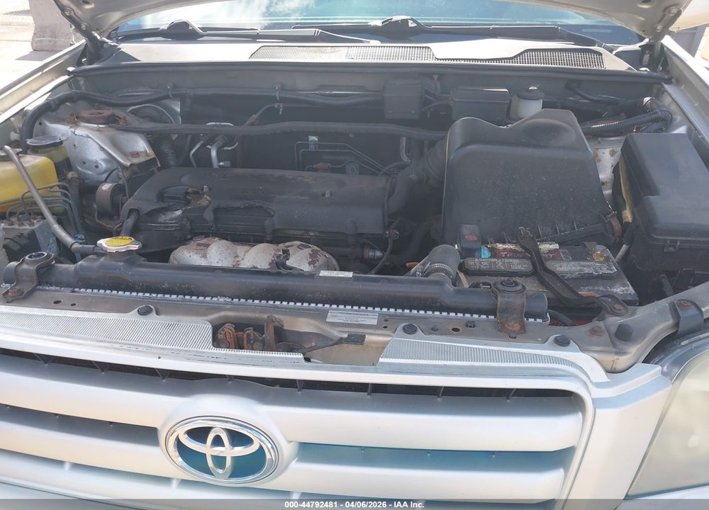2004 TOYOTA HIGHLANDER VIN: JTEHD21A940026172