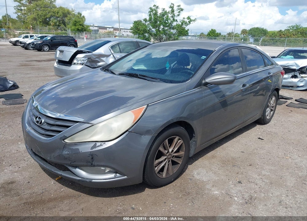 2013 HYUNDAI SONATA GLS VIN: 5NPEB4AC8DH511223