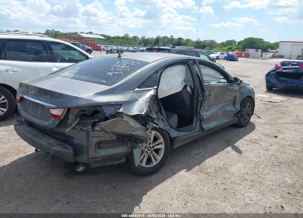 2013 HYUNDAI SONATA GLS VIN: 5NPEB4AC8DH511223