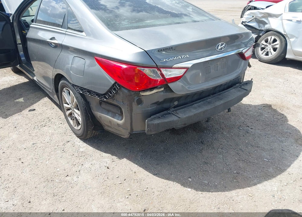 2013 HYUNDAI SONATA GLS VIN: 5NPEB4AC8DH511223
