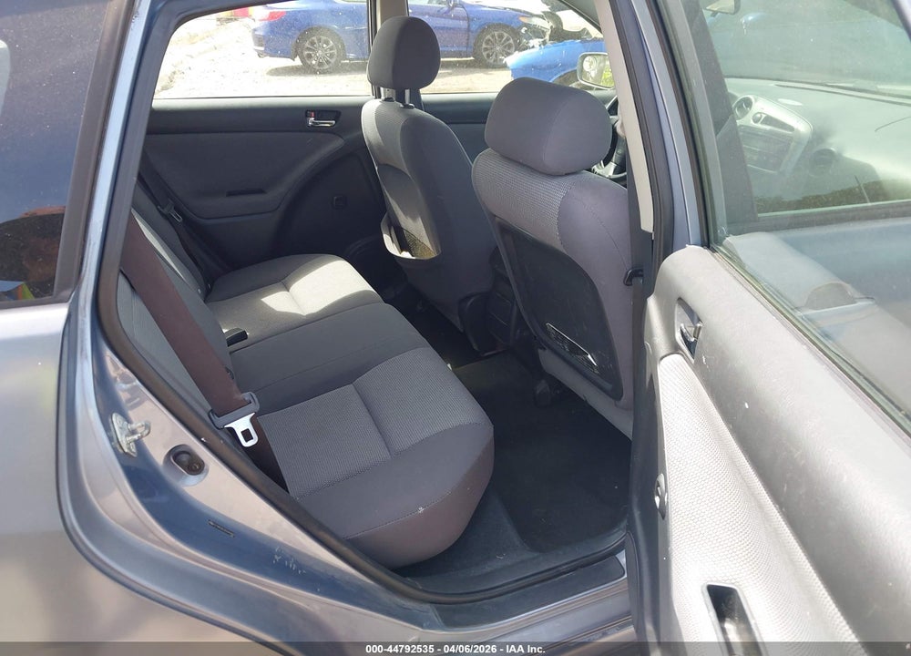 2005 TOYOTA MATRIX XR VIN: 2T1KR32E25C449167