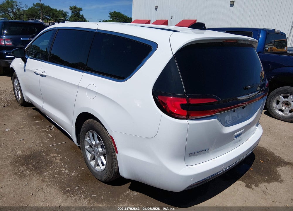 2026 CHRYSLER PACIFICA SELECT VIN: 2C4RC1BG1TR200930
