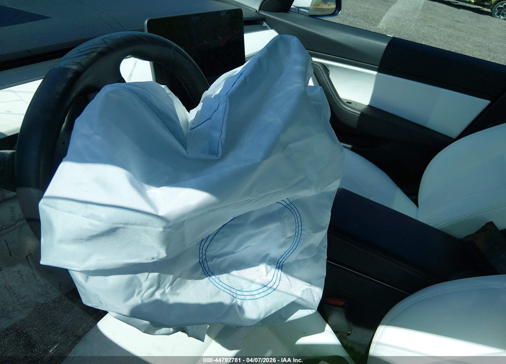2018 TESLA MODEL 3 LONG RANGE/PERFORMANCE VIN: 5YJ3E1EB9JF097300