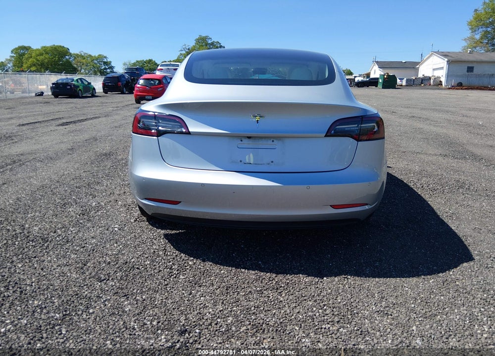 2018 TESLA MODEL 3 LONG RANGE/PERFORMANCE VIN: 5YJ3E1EB9JF097300