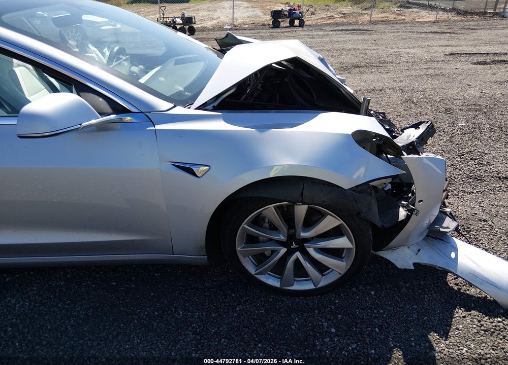 2018 TESLA MODEL 3 LONG RANGE/PERFORMANCE VIN: 5YJ3E1EB9JF097300
