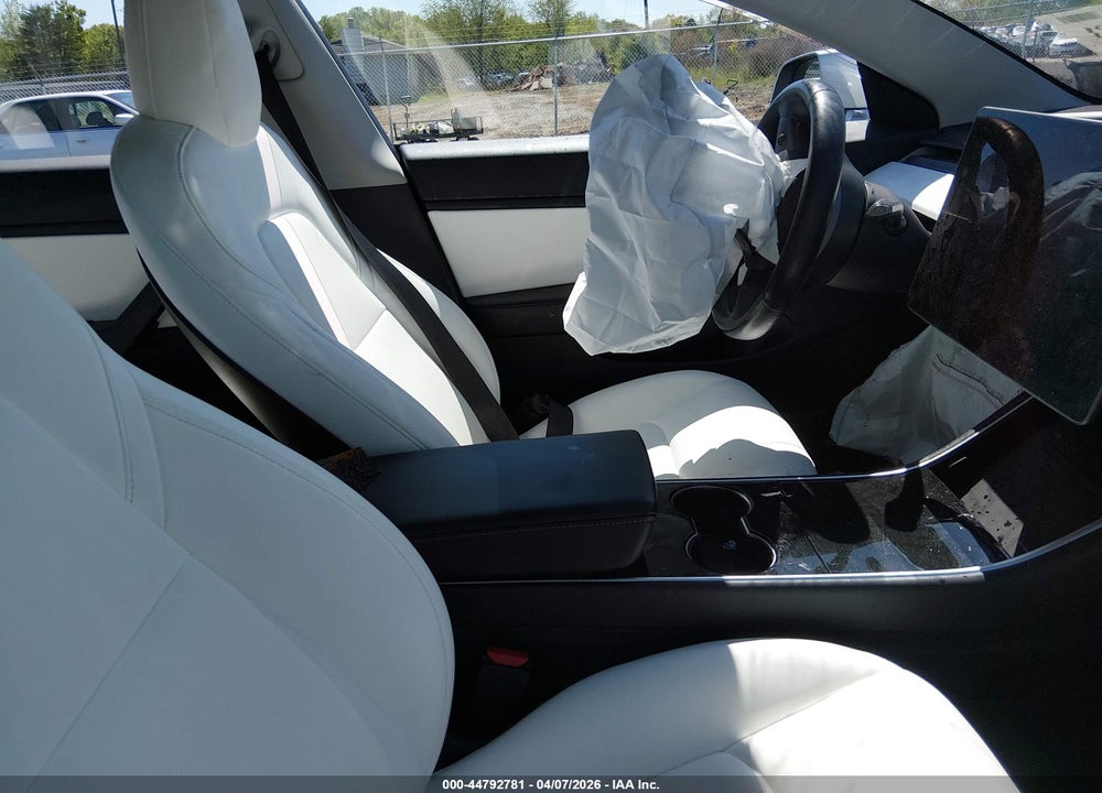 2018 TESLA MODEL 3 LONG RANGE/PERFORMANCE VIN: 5YJ3E1EB9JF097300