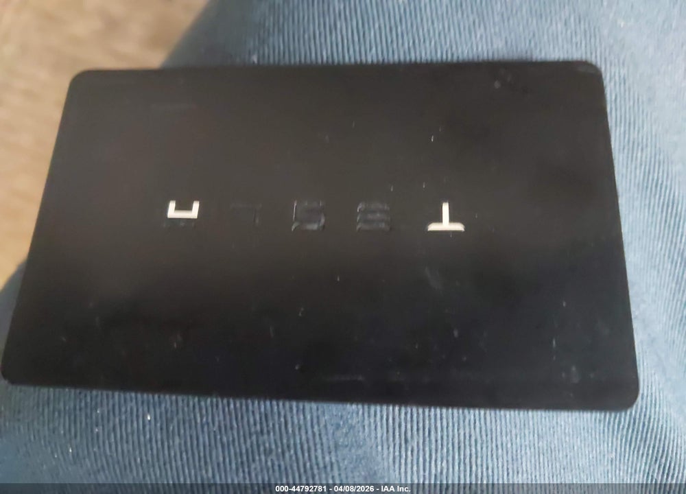 2018 TESLA MODEL 3 LONG RANGE/PERFORMANCE VIN: 5YJ3E1EB9JF097300