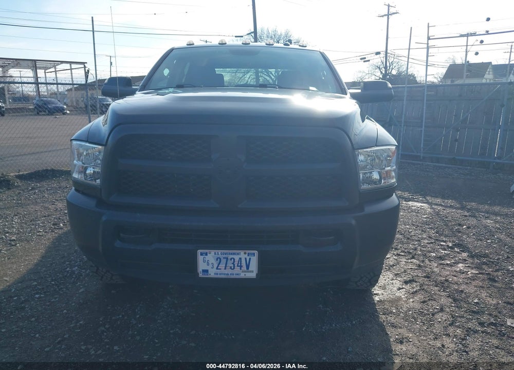 2018 RAM 3500 TRADESMAN  4X4 8' BOX VIN: 3C63RRGJXJG342811