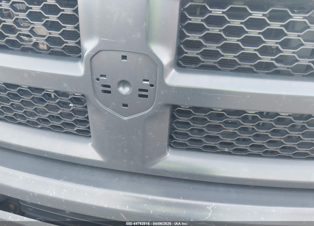 2018 RAM 3500 TRADESMAN  4X4 8' BOX VIN: 3C63RRGJXJG342811