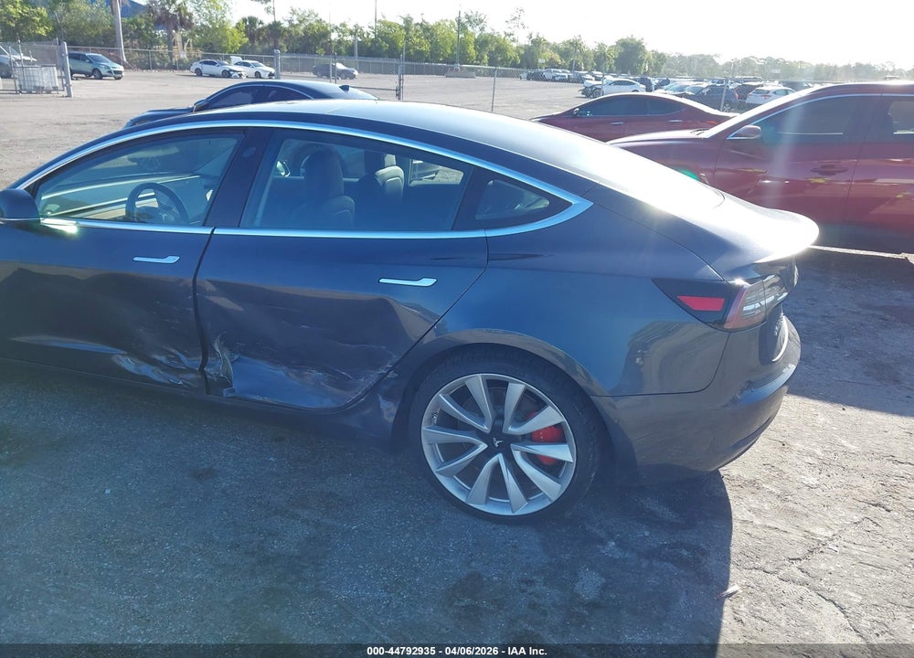 2018 TESLA MODEL 3 LONG RANGE/PERFORMANCE VIN: 5YJ3E1EB7JF083217