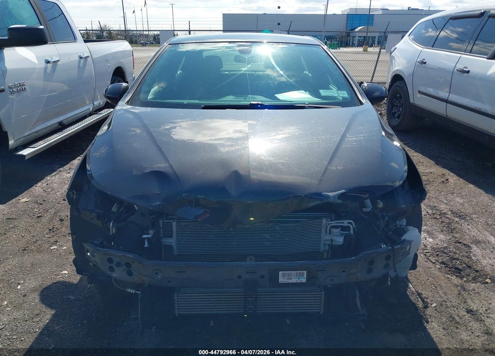 2017 CHEVROLET CRUZE LT AUTO VIN: 1G1BE5SM0H7144876