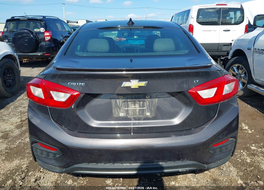 2017 CHEVROLET CRUZE LT AUTO VIN: 1G1BE5SM0H7144876