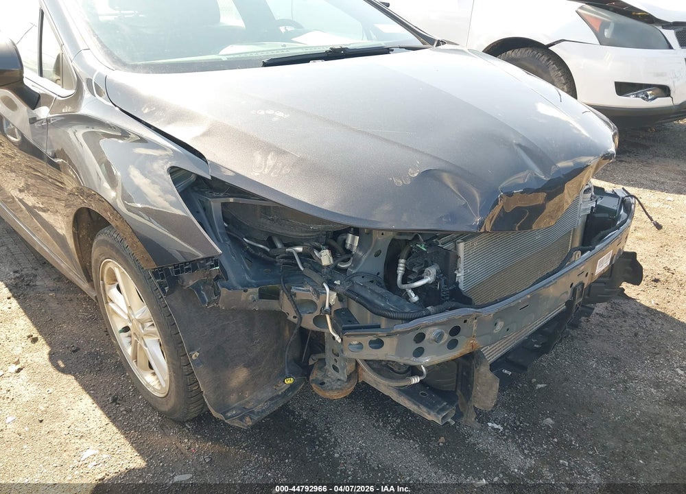 2017 CHEVROLET CRUZE LT AUTO VIN: 1G1BE5SM0H7144876