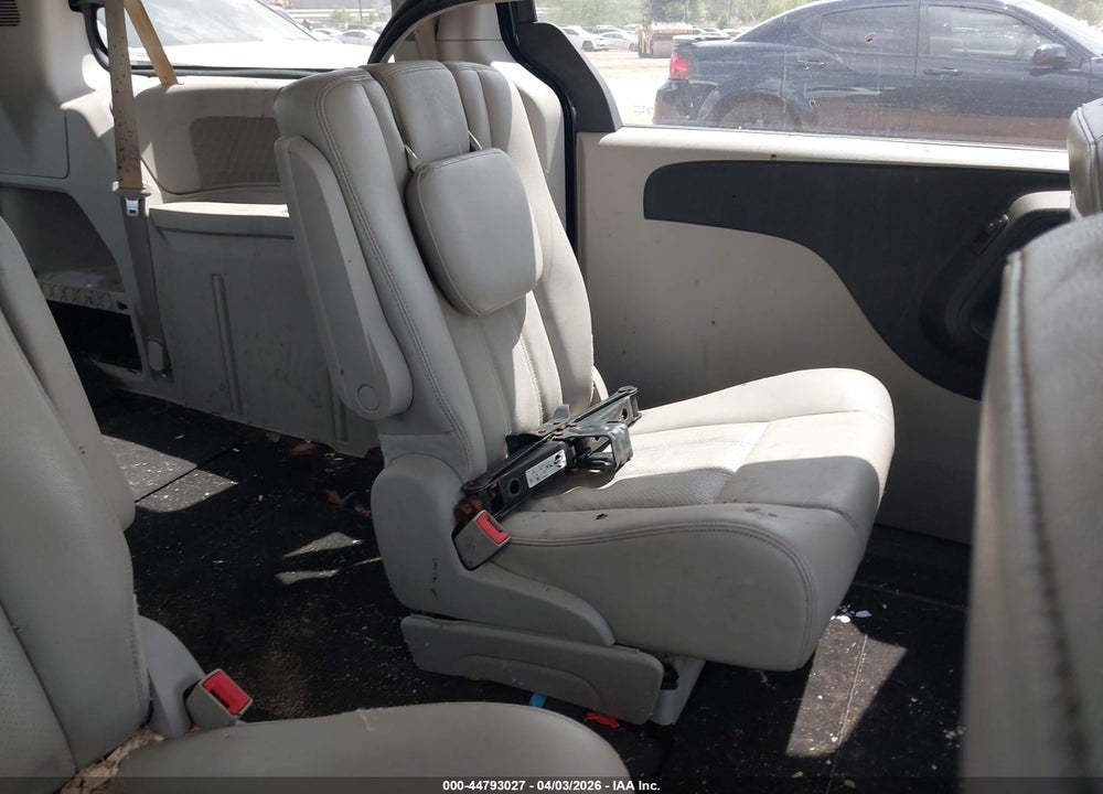 2012 CHRYSLER TOWN & COUNTRY TOURING VIN: 2C4RC1BG7CR273736