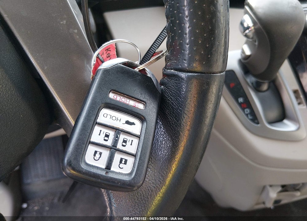 2015 HONDA ODYSSEY EX-L VIN: 5FNRL5H64FB045635