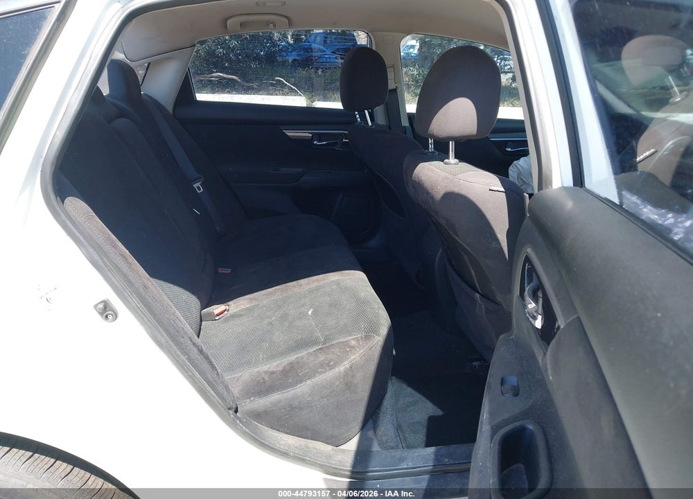 2014 NISSAN ALTIMA 2.5 S VIN: 1N4AL3AP2EN350819