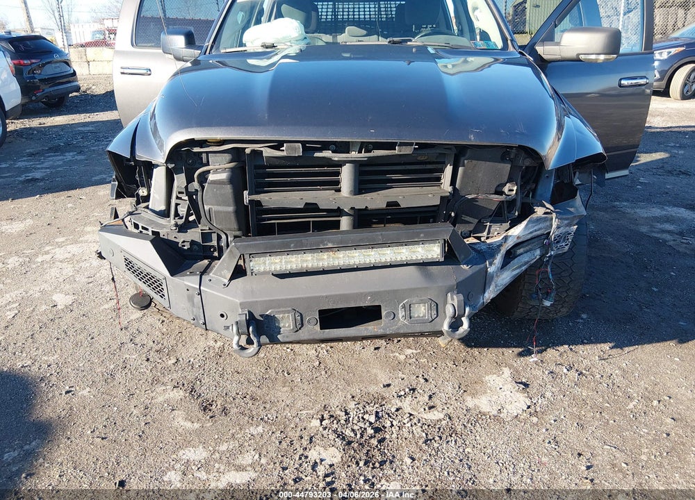 2016 RAM 1500 BIG HORN VIN: 3C6RR7LT5GG262590