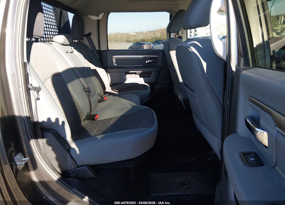 2016 RAM 1500 BIG HORN VIN: 3C6RR7LT5GG262590