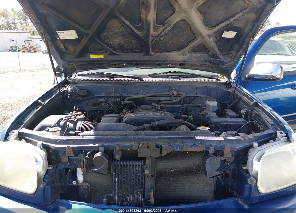 2005 TOYOTA TUNDRA SR5 V8 VIN: 5TBDT44155S474767