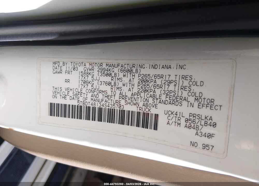 2004 TOYOTA TUNDRA LIMITED V8 VIN: 5TBDT48134S435703