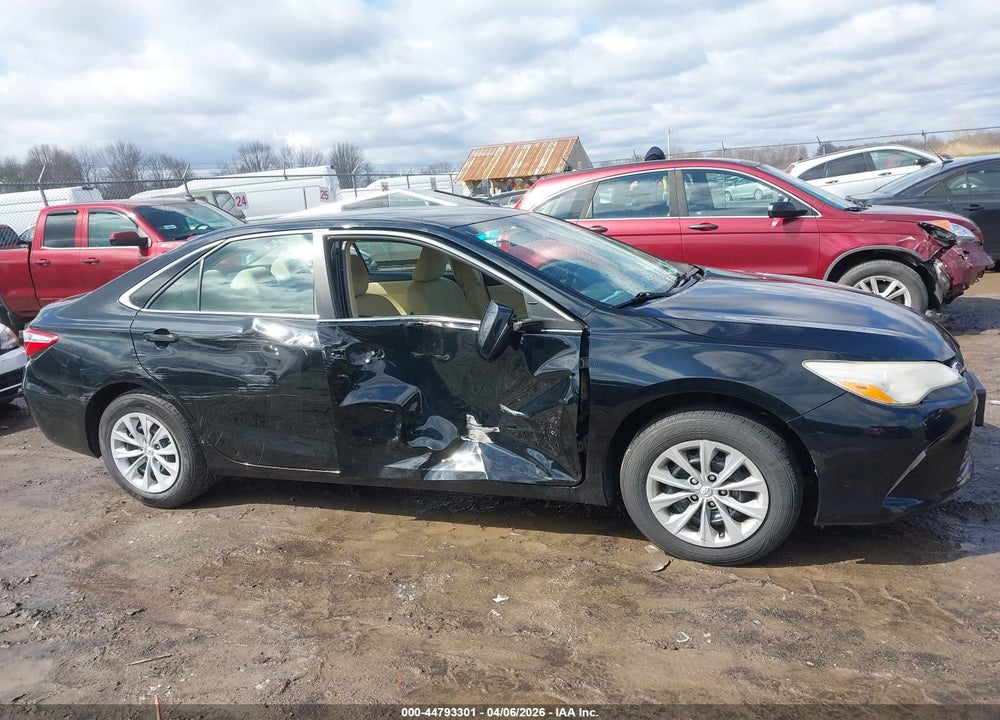 2015 TOYOTA CAMRY LE VIN: 4T4BF1FK1FR467386