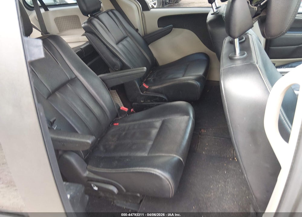 2013 CHRYSLER TOWN & COUNTRY TOURING VIN: 2C4RC1BG1DR653396