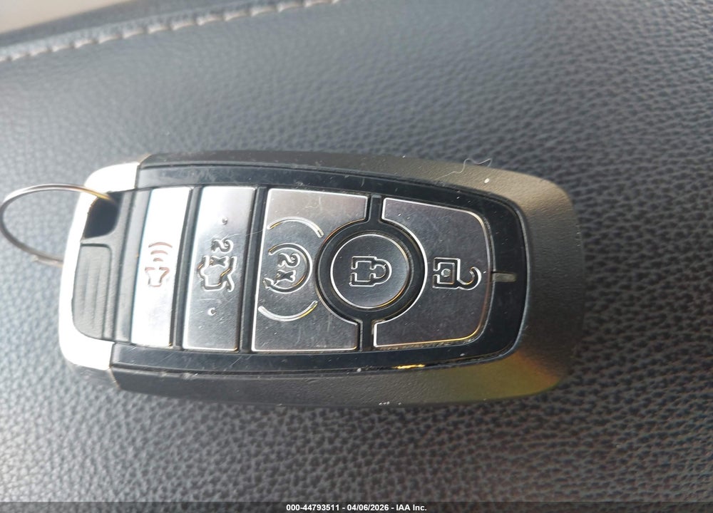2018 FORD FUSION HYBRID TITANIUM VIN: 3FA6P0RU2JR206360