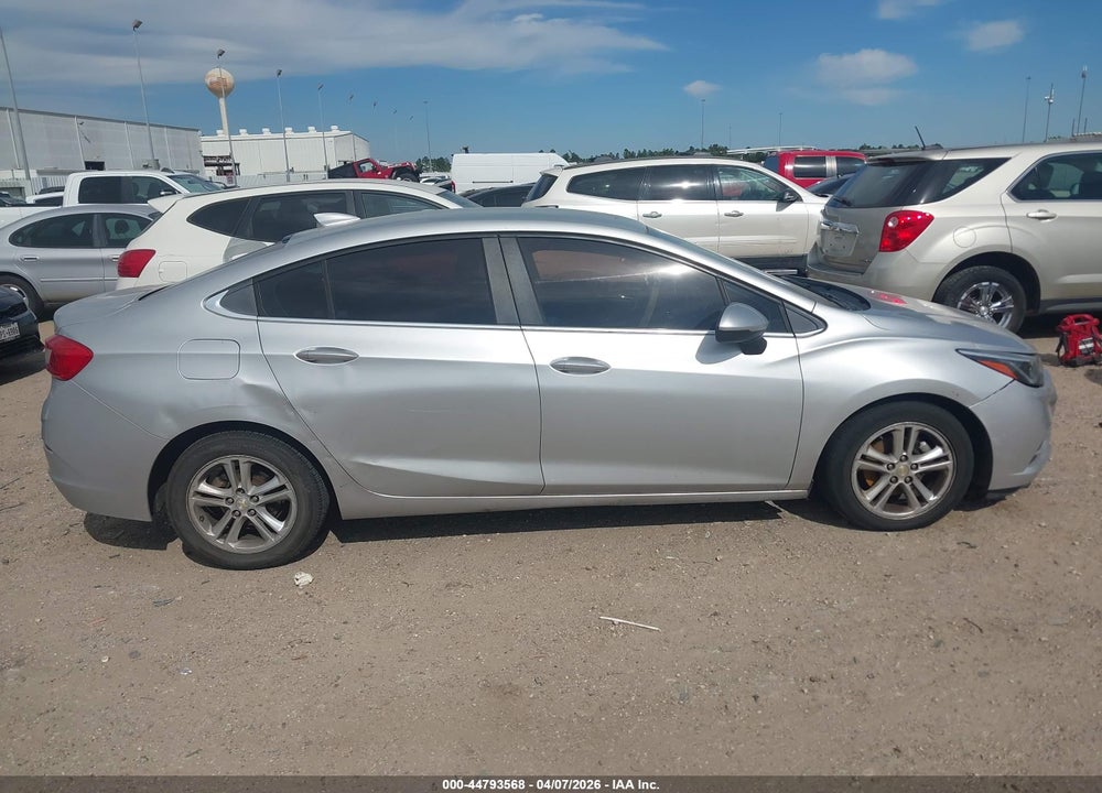 2017 CHEVROLET CRUZE LT AUTO VIN: 1G1BE5SM2H7101219