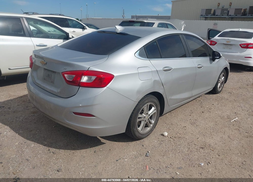 2017 CHEVROLET CRUZE LT AUTO VIN: 1G1BE5SM2H7101219