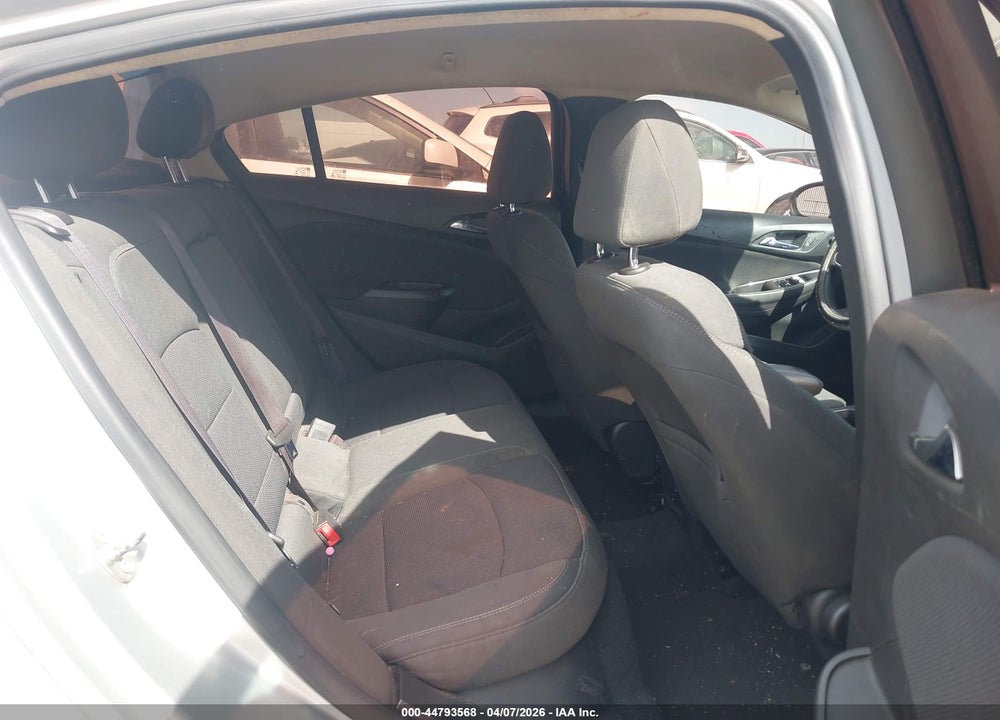 2017 CHEVROLET CRUZE LT AUTO VIN: 1G1BE5SM2H7101219