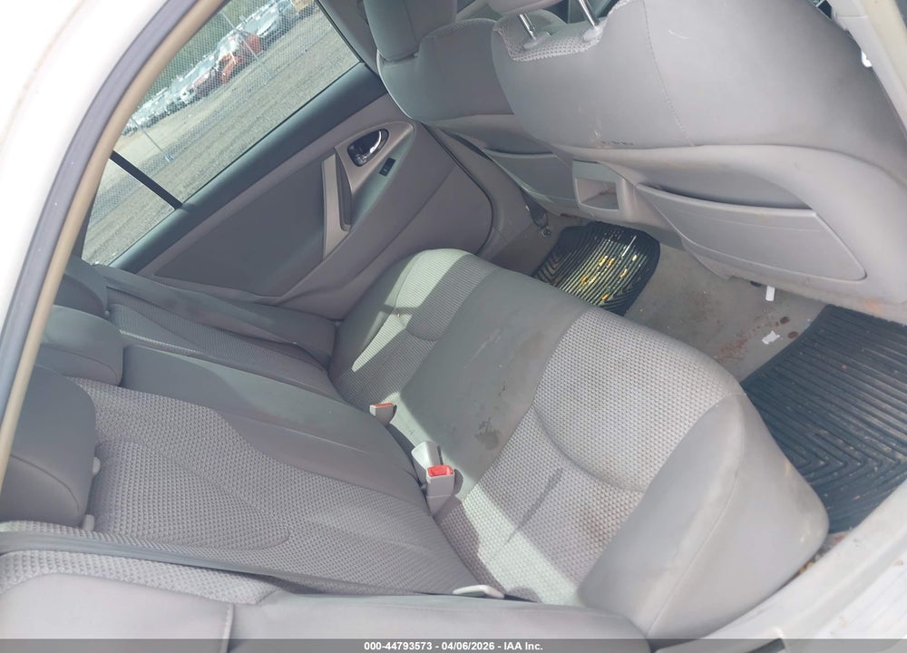 2011 TOYOTA CAMRY SE VIN: 4T1BF3EK7BU592328