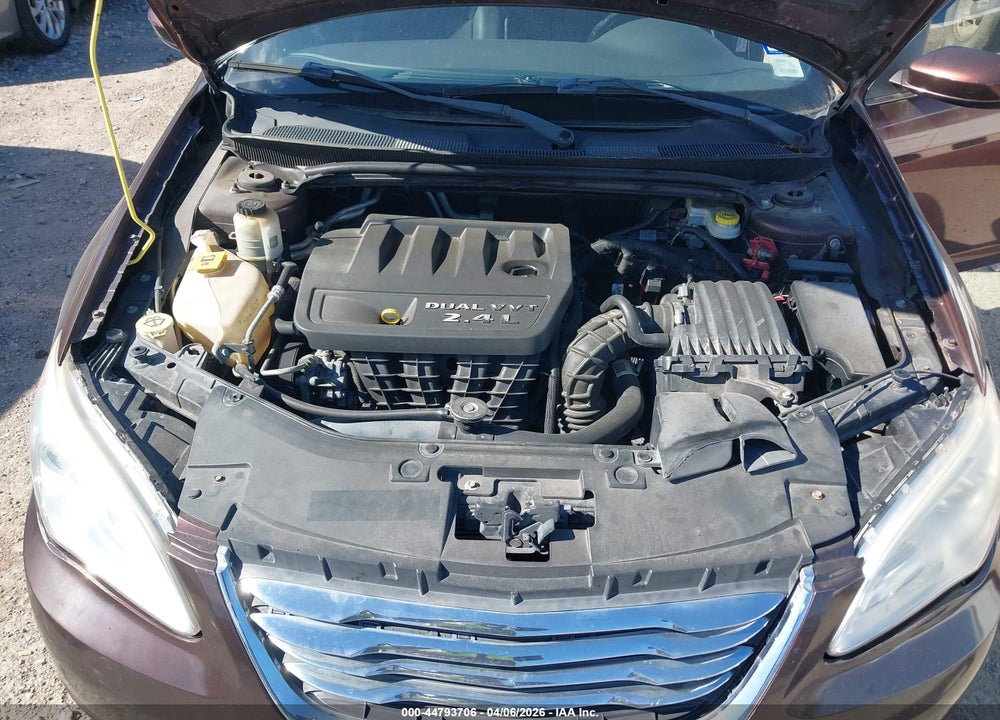 2012 CHRYSLER 200 TOURING VIN: 1C3CCBBB3CN241674