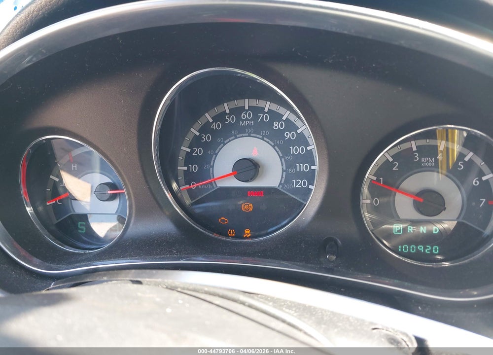 2012 CHRYSLER 200 TOURING VIN: 1C3CCBBB3CN241674