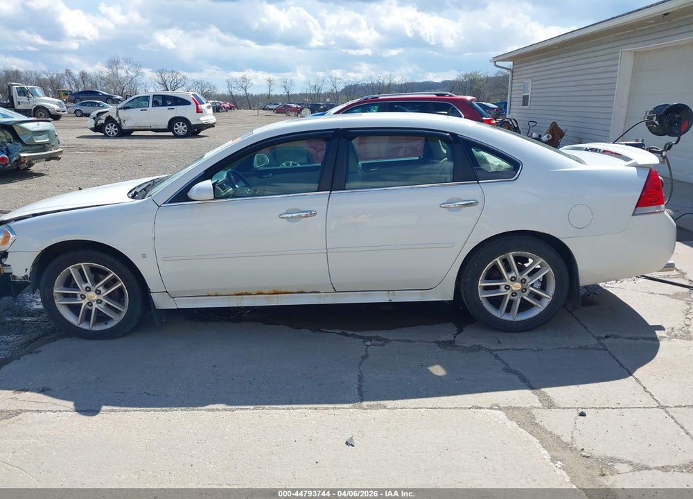 2010 CHEVROLET IMPALA LTZ VIN: 2G1WC5EM8A1189229