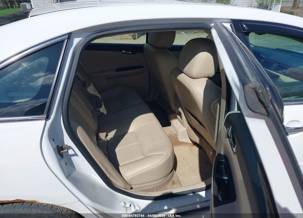 2010 CHEVROLET IMPALA LTZ VIN: 2G1WC5EM8A1189229