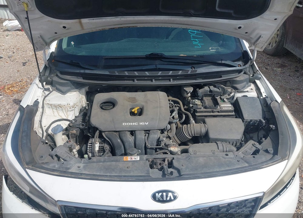 2018 KIA FORTE LX VIN: 3KPFK4A78JE275826