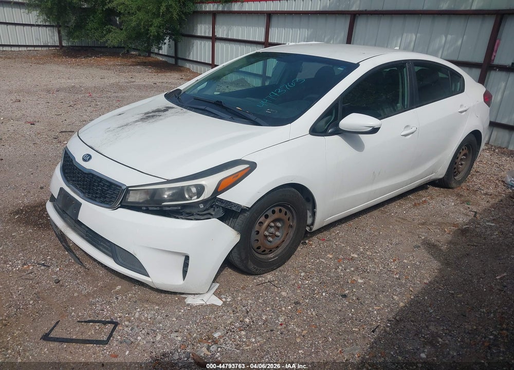 2018 KIA FORTE LX VIN: 3KPFK4A78JE275826
