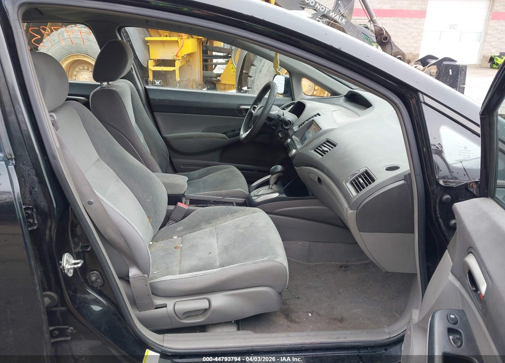 2010 HONDA CIVIC LX VIN: 2HGFA1F53AH325949