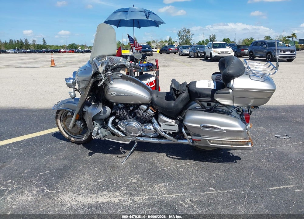 2005 YAMAHA XVZ13 TF VIN: JYAVP04E75A008116