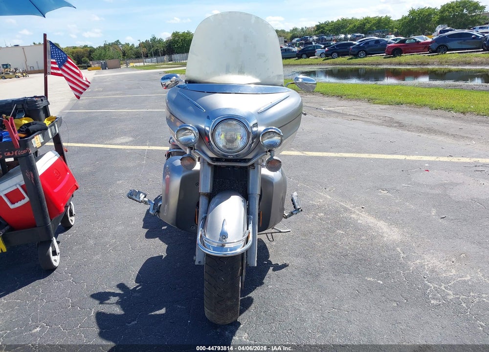 2005 YAMAHA XVZ13 TF VIN: JYAVP04E75A008116